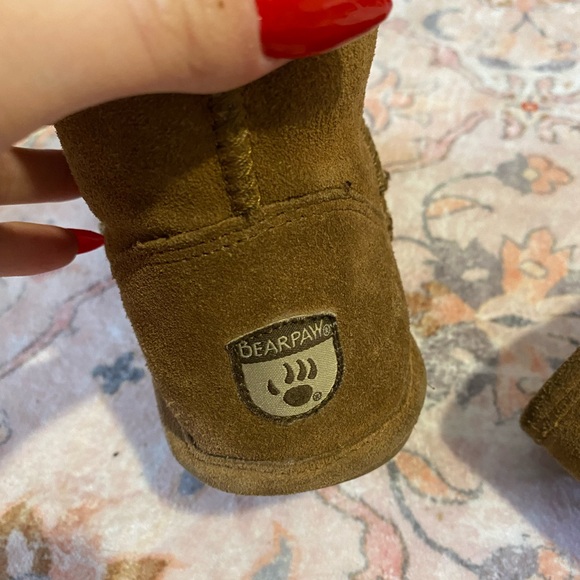 bear paw tan boots - Picture 4 of 9